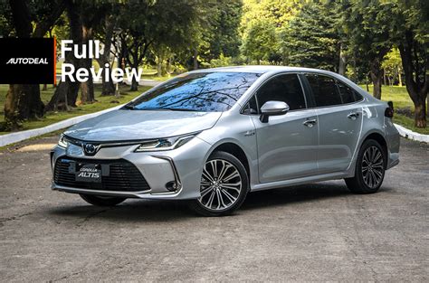 Toyota Corolla Altis Hybrid Philippines Review.